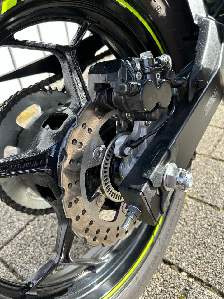 Verkaufe Kawasaki Z125 PerformancePlus in Wolfratshausen