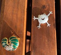 2 x Frosch Broschen Modeschmuck Anstecknadeln je 8 € VB Niedersachsen - Nörten-Hardenberg Vorschau