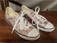 Converse Damenschuhe rosa/metallic nie getragen Bayern - Bayreuth Vorschau