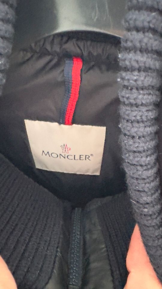 Moncler Jacke Size ( xl ) in Essen