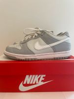 Nike Dunk Low Grau Frankfurt am Main - Oberrad Vorschau