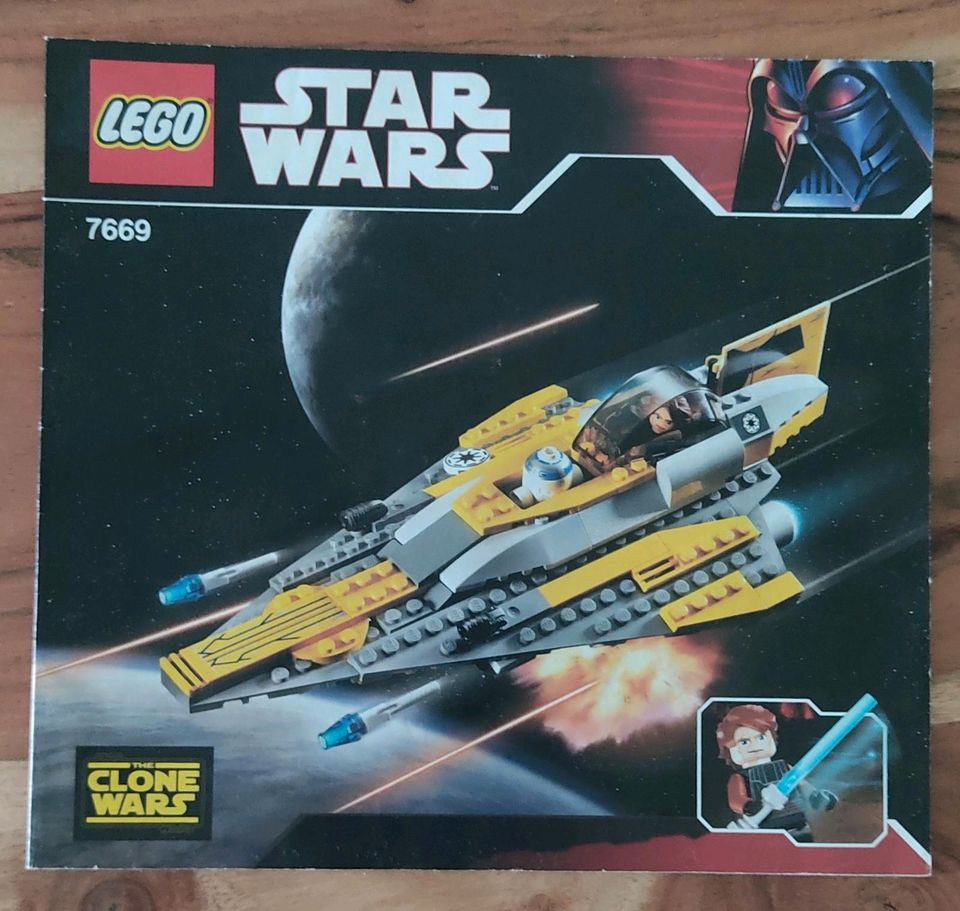 LEGO STAR WARS 7669 Anakin's Jedi Starfighter in Potsdam