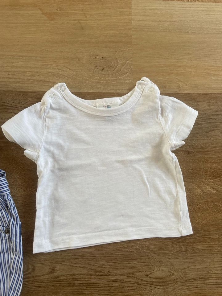 Topomini Set kurze Latzhose + T-Shirt in Größe 62 blau weiß in Lemgo