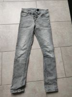 H&M hellgraue Jeans Herren Gr 30 Nordrhein-Westfalen - Jülich Vorschau