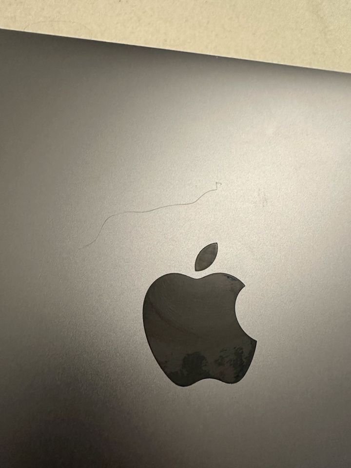 MacBook 13-Inch 2017 in Wiesbaden