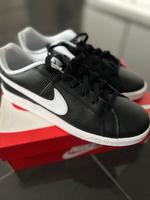 Nike Sneaker Gr.41 Neu Saarland - Schiffweiler Vorschau