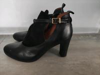 Hispanitas 38 Pumps Stiefelette ausgefallen schwarz top Zustand Thüringen - Weimar Vorschau