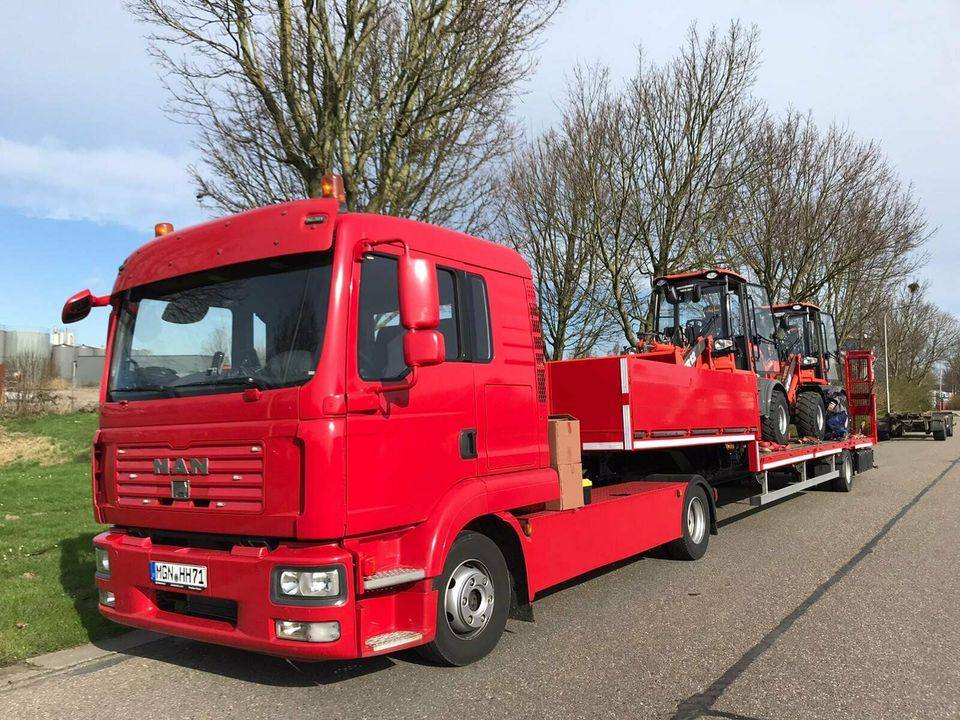 Traktorentransporte Fahrzeugtransporte Baumaschinentransporte in Meiningen