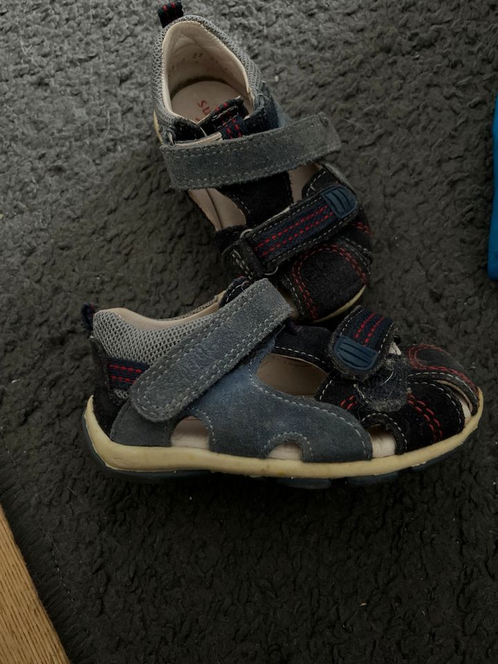 Sandalen in Größe 21 von Superfit in Uelzen