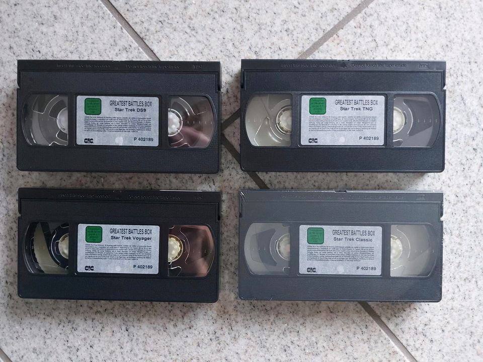 VHS 4x.  Star Trek.  Greatest battles. Im Schuber. Wie neu. in Bad Nenndorf