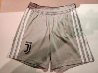 Gr. 128 Adidas Shorts Trikothose Trainingshose Juventus Kr. München - Taufkirchen Vorschau