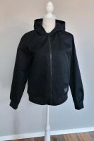 Jacke Übergangsjacke gr. 164 DC Jacke Windbreaker Brandenburg - Elsterwerda Vorschau