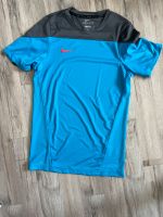 Shirt Funktionsshirt Sport S blau Nike dry fit Stuttgart - Stuttgart-Mitte Vorschau