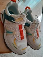 Sportschuhe Damen Lacoste. Top Zustand Nordrhein-Westfalen - Werl Vorschau