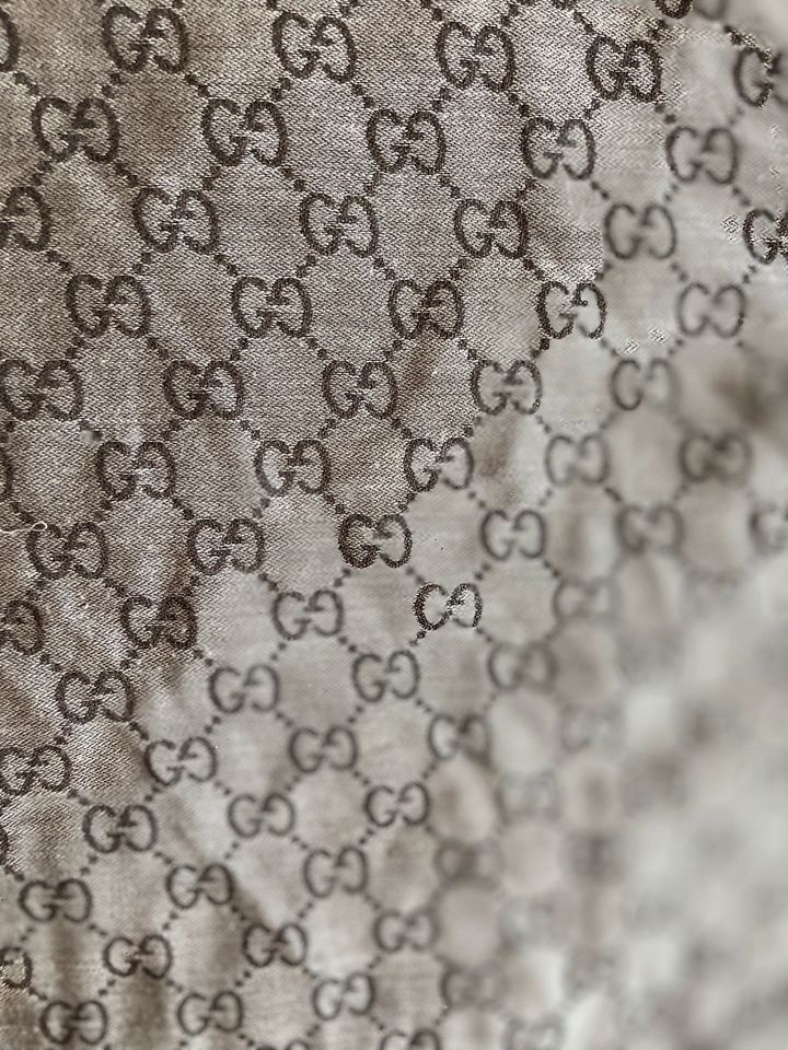 Gucci Schal Tuch Wendeschal braun beige mit Rechnung in Saarbrücken