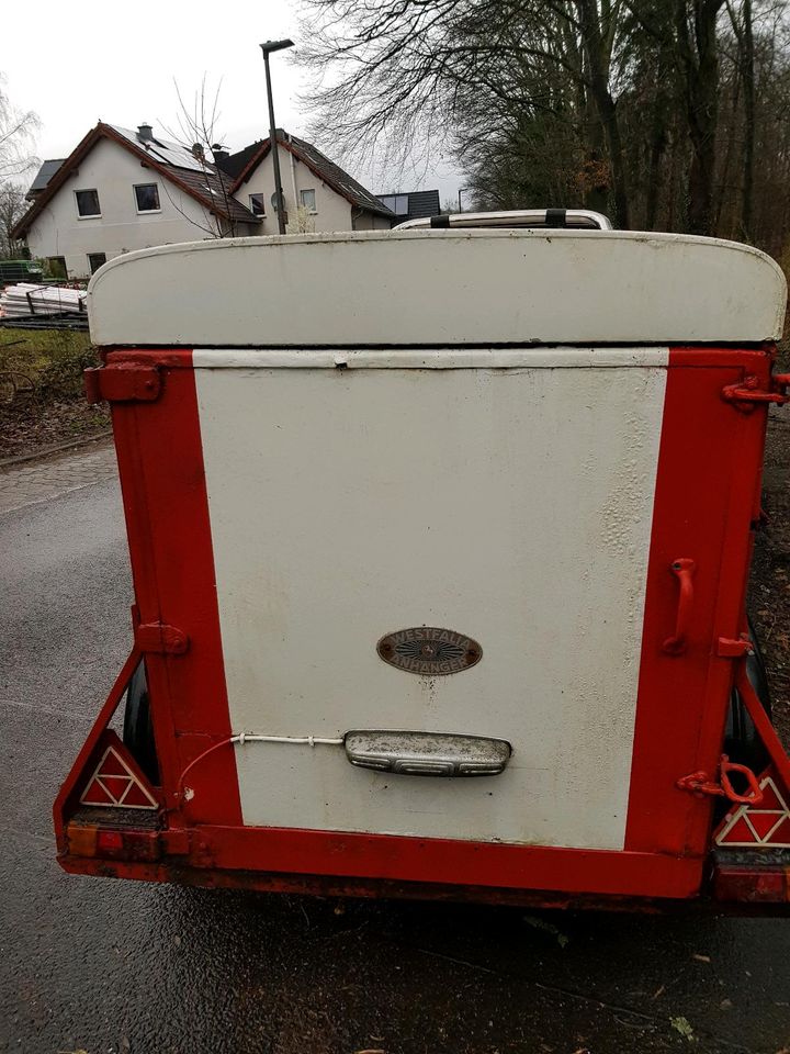 Anhänger Oldtimer Kastenanhänger Westfalia in Bergisch Gladbach