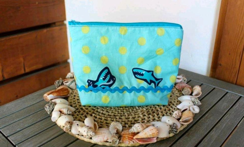 Badetasche Hai Shark Badehose Tasche handmade Farbenmix in Wartenberg