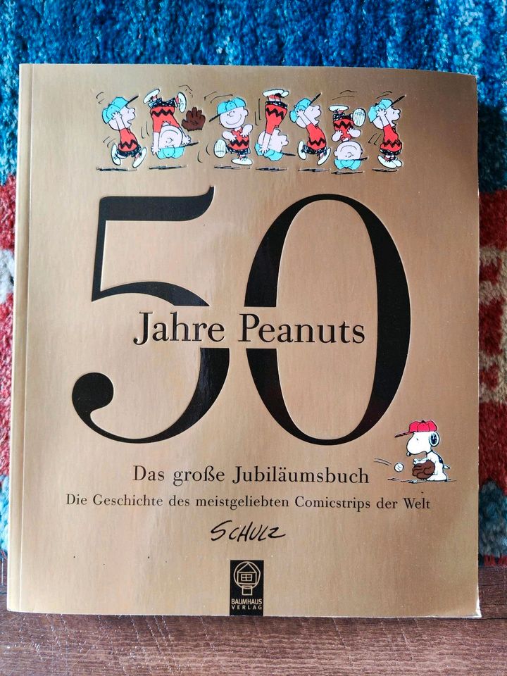 Peanuts 50 Jahre Jubiläumsbuch in Moormerland