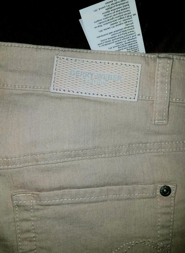 Neue Gerry Weber Jeans helllbeige Gr.40, L.110 cm schmal in Roth