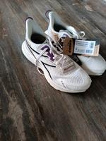 Diadora Mythos Blushield Volo 4 Laufschuhe/ Sneaker Neu / 38 Hessen - Kassel Vorschau