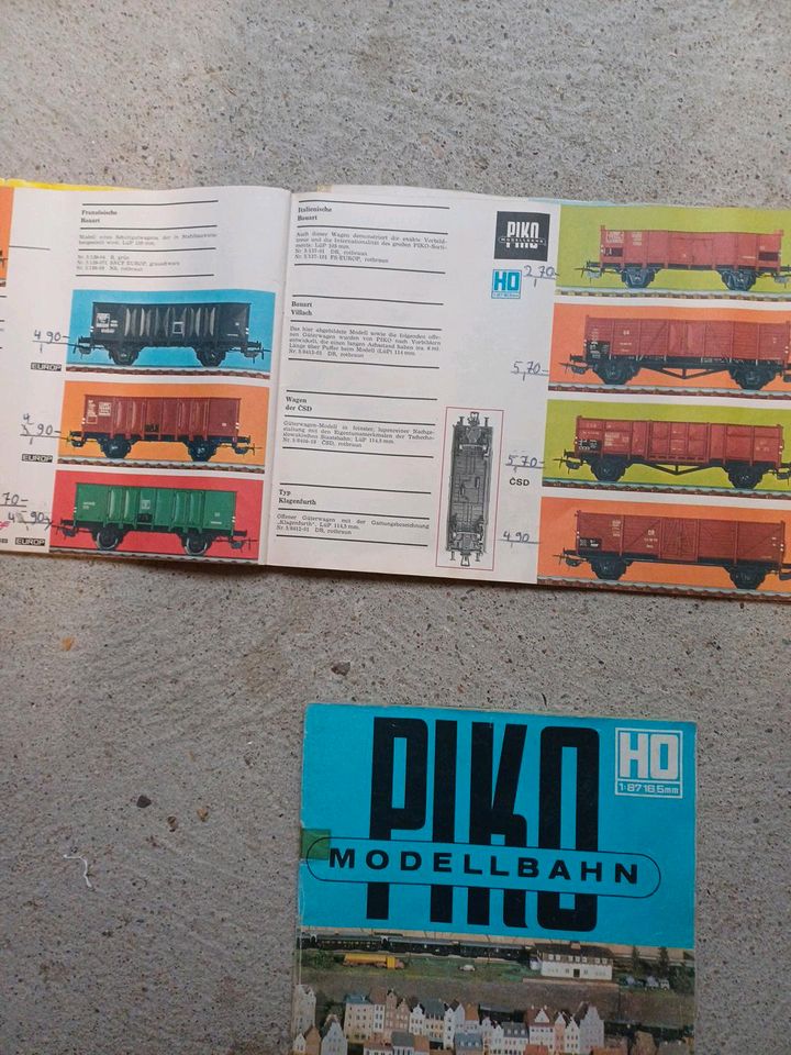 Piko DDR Modellbahn Katalog hefte 1968 bis 80er jahre in Münchenbernsdorf