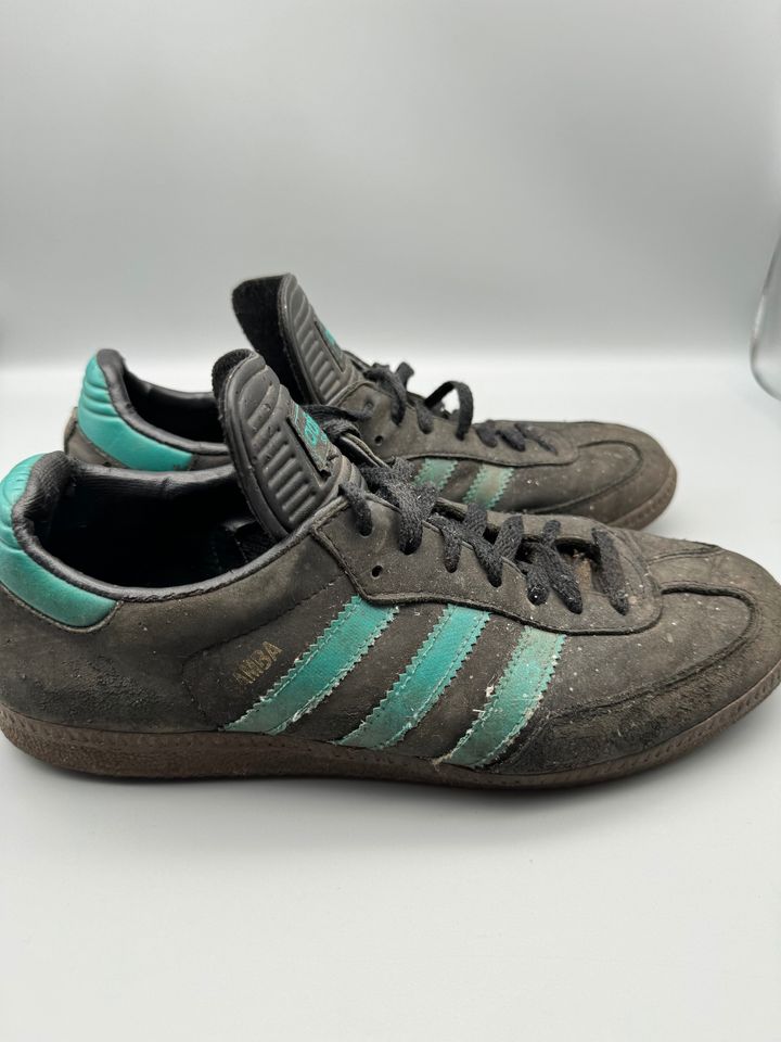 Adidas Samba Herrenschuhe Extrem Used Gr. 42 2/3 in Salzgitter