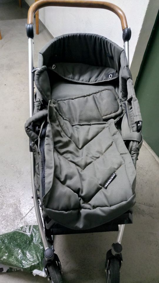 Gesslein Kinderwagen F4 inklusive Babywanne in Augsburg