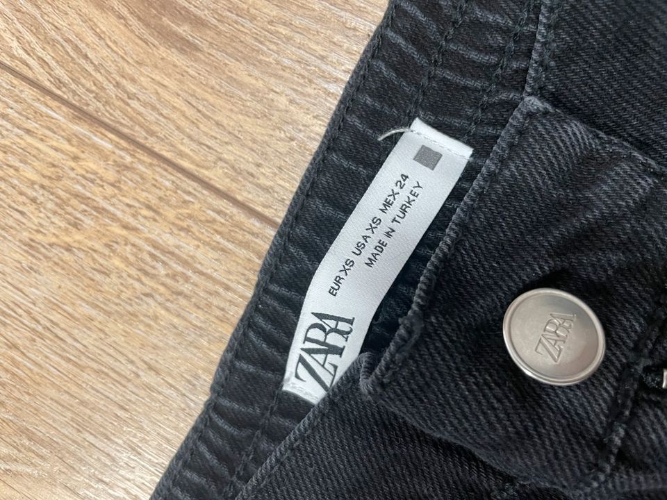 Lockere Cargo / Ballonhose Jeans in Aschaffenburg