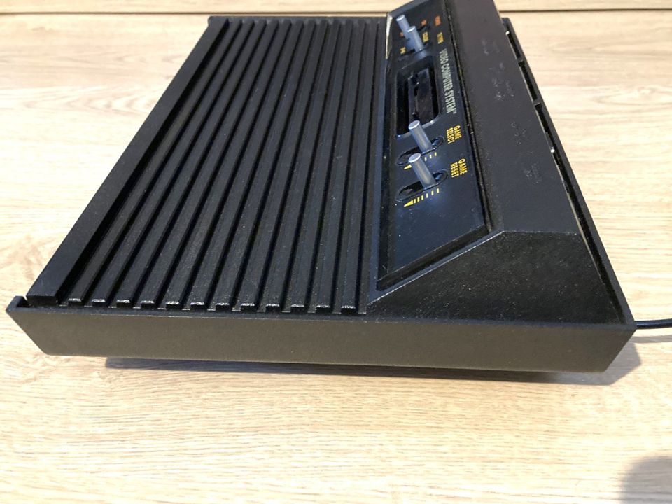 Atari 2600 Darth Vader Konsole in OVP - Retro Konsole DEFEKT in Neu-Isenburg