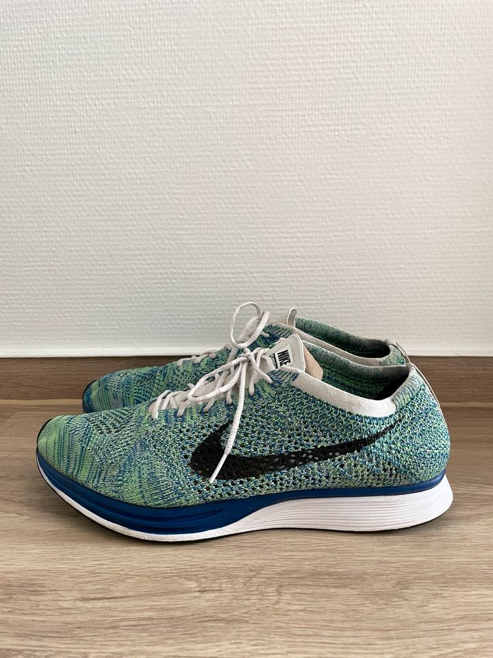 Nike Flyknit Racer Tranquil 46 in Magdeburg