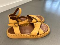 Schöne gelbe Sandalen aus Leder Niedersachsen - Sickte Vorschau