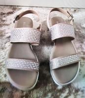Wunderschöne Sommersandalen Gr.39 Neu Dortmund - Hörde Vorschau