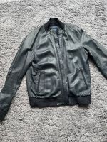 Armani Lederjacke Dunkelblau / Navy - Größe L / 52 München - Hadern Vorschau