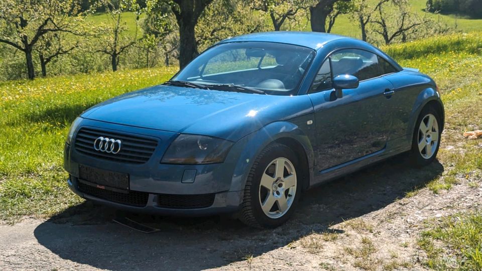 Audi TT 1.8 turbo 180ps 99' in Aalen