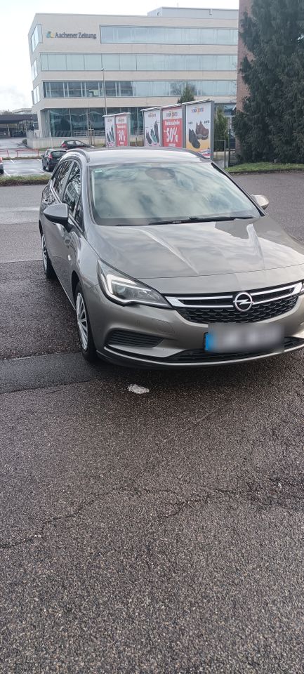 Verkaufe hier ein Opel Astra k in Aachen