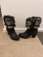 Tamaris Stifeletten, Stiefel mit Fell, 37 ❗️kaum getragen❗️ Bayern - Lauf a.d. Pegnitz Vorschau