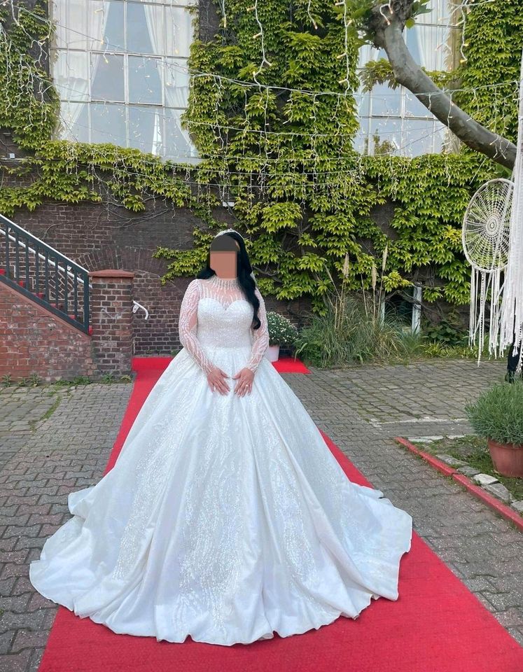 La Fee Brautkleid Prinzessinnenkleid Glitzer 3m Schleier Krone in Mülheim (Ruhr)