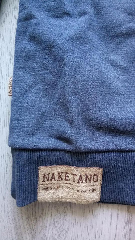 Pullover in Gr. S von Naketano blau mit Kapuze in Löningen