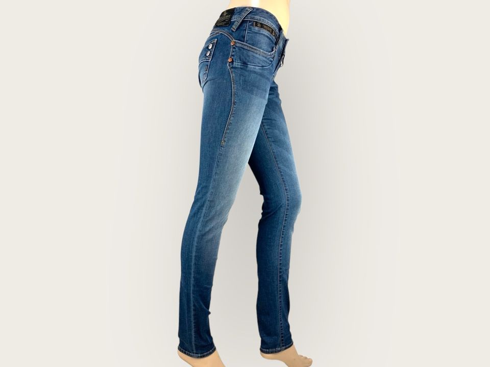 HERRLICHER Jeans 26 L32 -NEU- Piper Slim 36€* zzgl Versand in Troisdorf