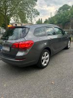 Opel Astra J Sport tourer 2.0 Diesel Klima neu Nordrhein-Westfalen - Mönchengladbach Vorschau
