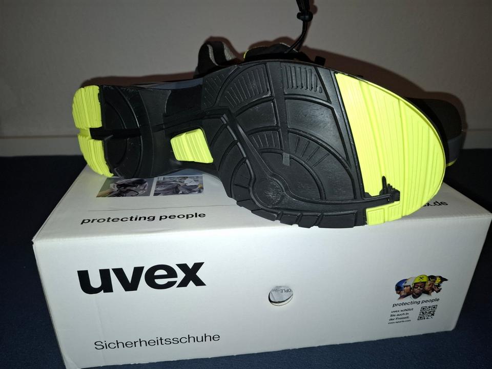 UVEX 1 Unisex Sicherheitsschuhe Schwarz/Gelb, Größe 43 in Hamburg