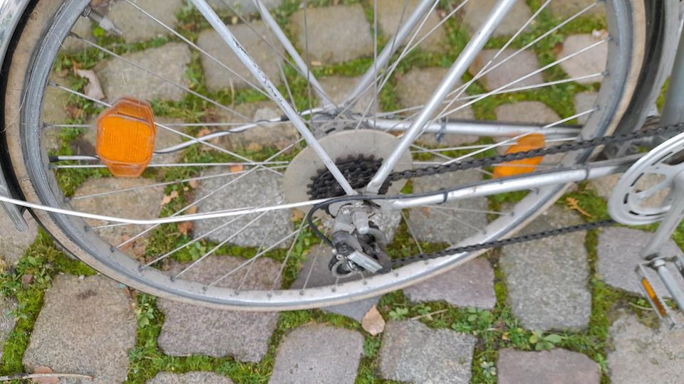 Herrn Fahrrad 28zoll mit zwei Schaltung in Ebersbach bei Großenhain