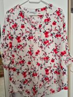 Bluse mit Blumenmotiv Sachsen-Anhalt - Salzwedel Vorschau