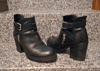 Stiefeletten von BRONX. Leder,  Größe 38 Saarbrücken-Dudweiler - Scheidt Vorschau