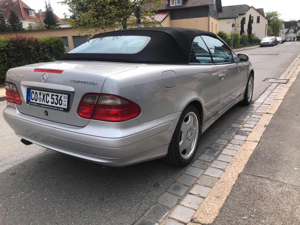 Mercedes CLK 200 CABRIO mit 193 PS - ROSTFREI aus  ITALIEN ! in Coburg