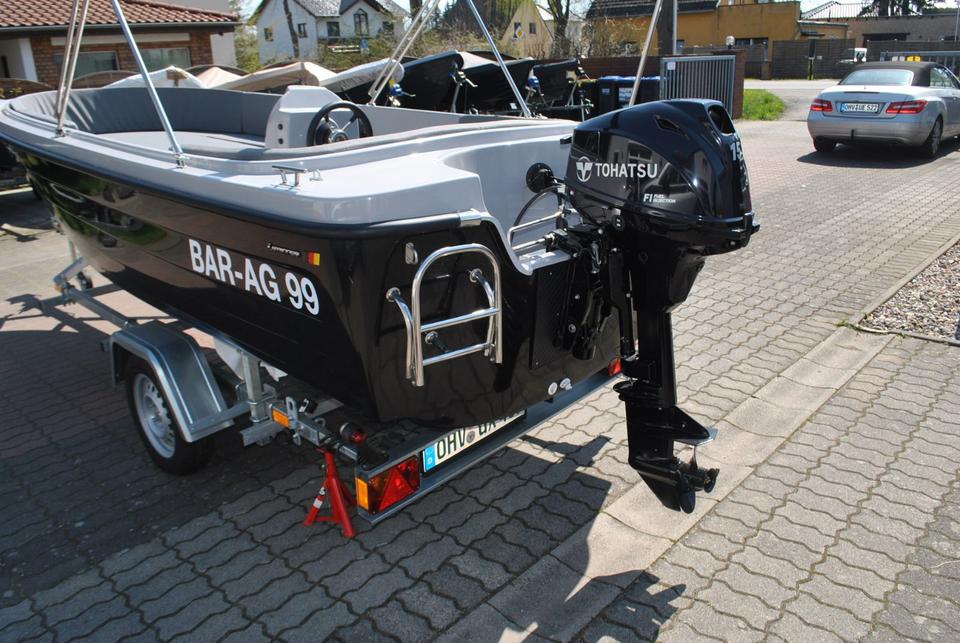 Konsolenboot mit Motor , POlster Sonnendach Führerscheinfrei in Berlin