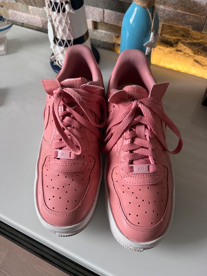 Nike Air Force 1 Rosé Leder Sneaker Neuzustand Größe 40 in Essen