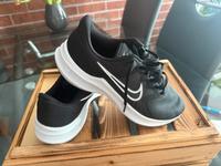 Nike Downshifter (Damen) Größe 40,5 Leipzig - Sellerhausen-Stünz Vorschau