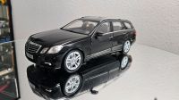 Mercedes E-Klasse T-Modell W212 Modellauto 1:18 Baden-Württemberg - Mannheim Vorschau