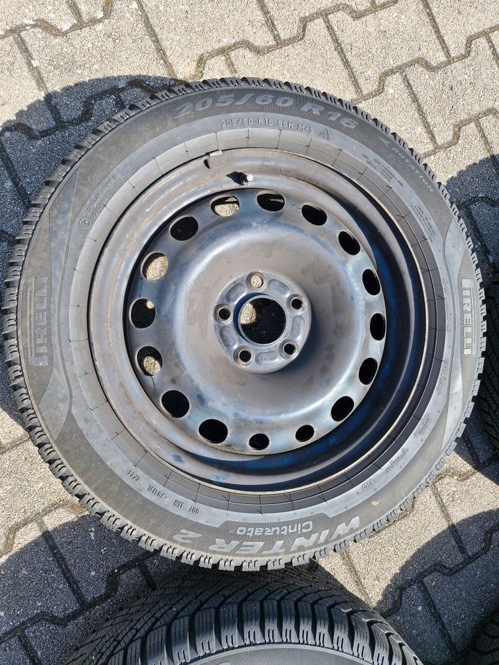 Winterräder Ford Transit-Connect 205/60/16 96H Pirelli DOT2021 in Stein